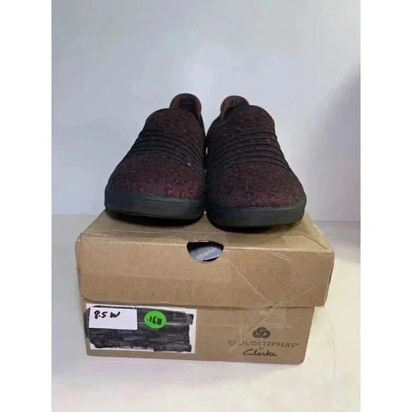 .1611 Clarks Womens Slip On, Red/Black-US 8.5 Womens - Picture 2 of 6